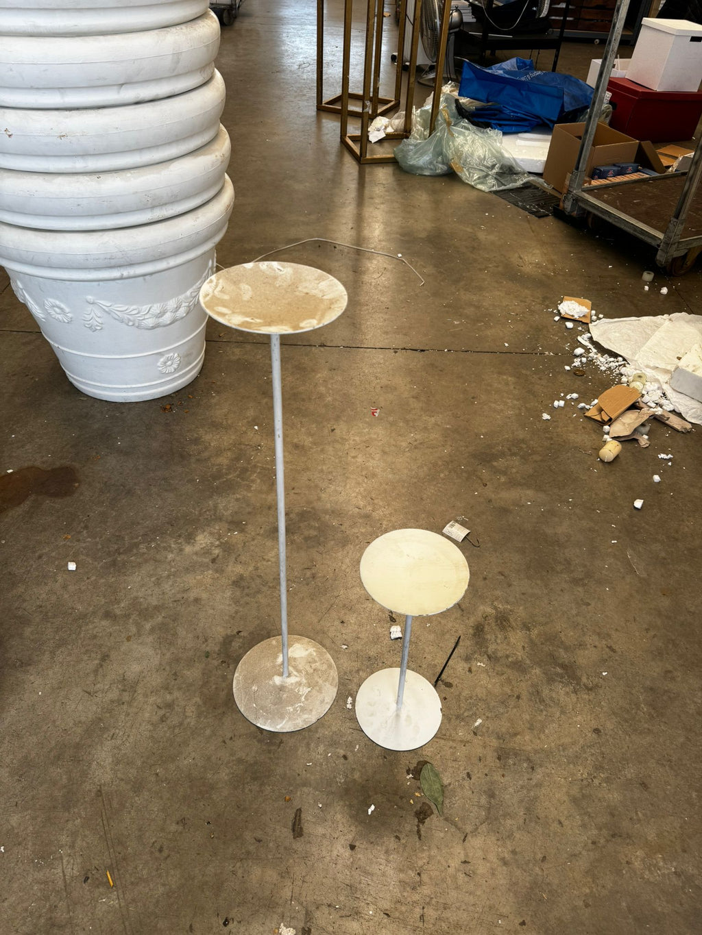 Set D - 2 alzate in ferro bianco - Usato