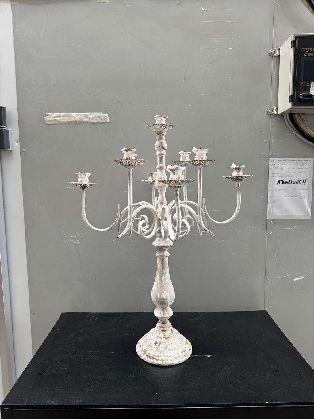 Candelabro 9 braccia bianco decapè in ferro – stile shabby chic, H80 cm - Usato