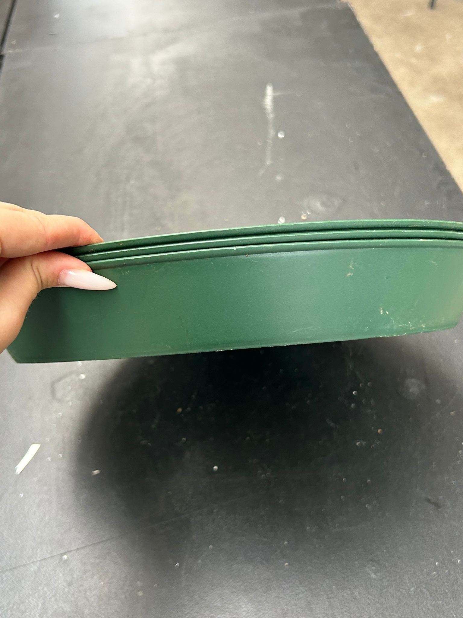 Sottovaso tondo  – Ø32 cm H5 cm – usato