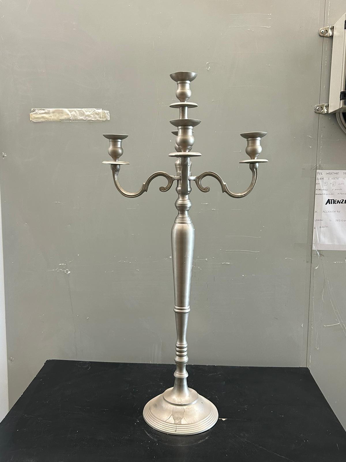 Candelabro 5 braccia argento – H98 cm D46 cm – in ferro - usato