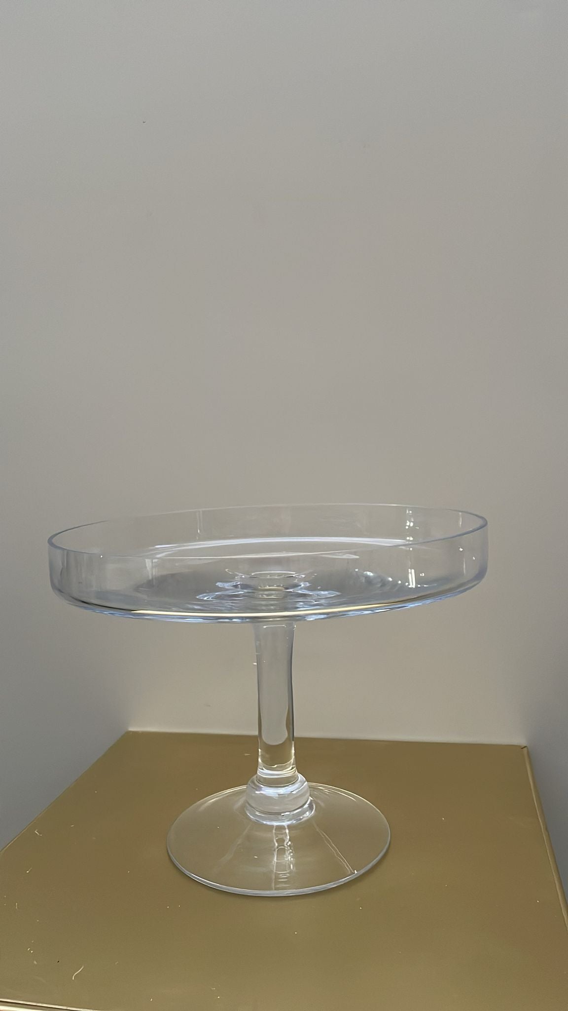 Alzata in vetro trasparente – H19 cm D24 cm – usato