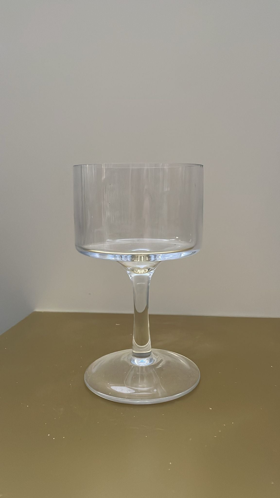 Coppa in vetro trasparente – H15 cm D9 cm – usato