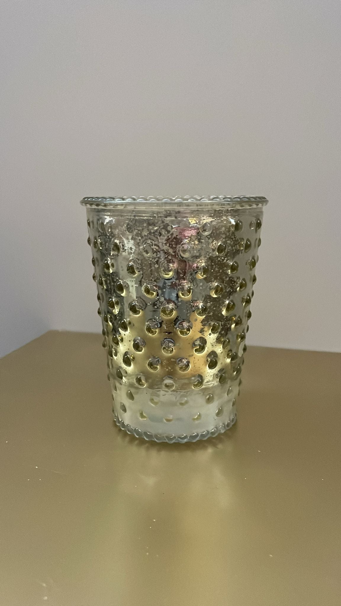 Portacandela in vetro borchiato effetto mercurio oro – H13 cm D10 cm – usato