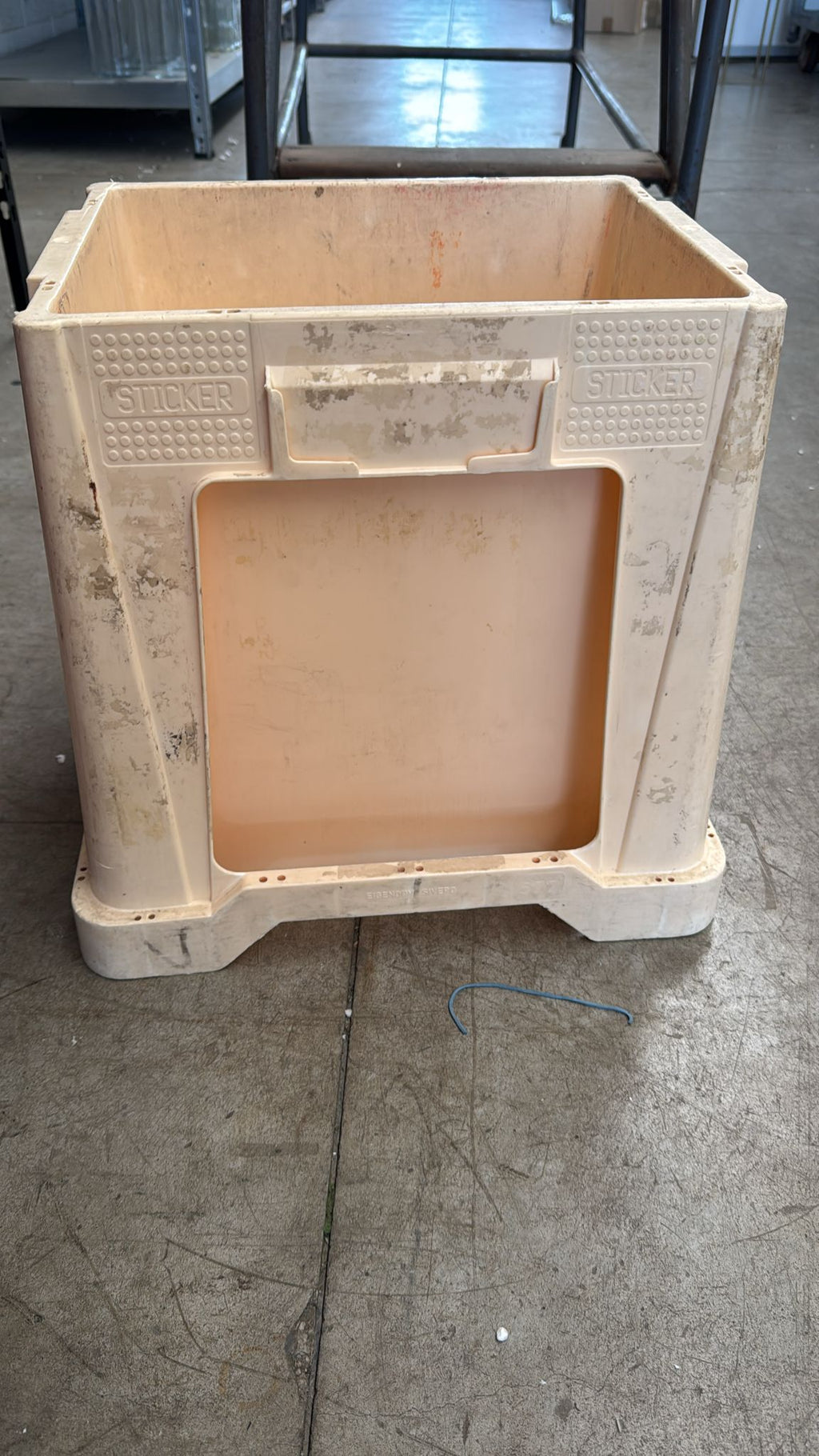 Mastello da fiorista - Dimensioni: 39 x 26,5 x 34 cm - Usato