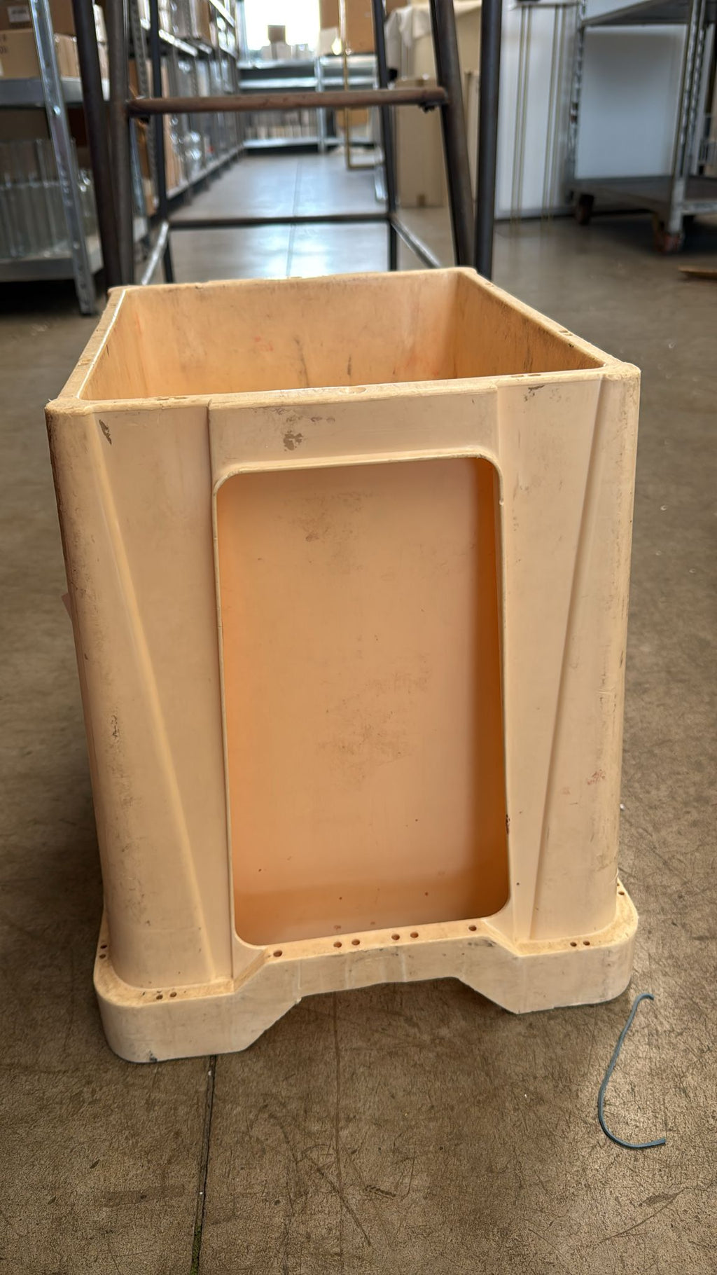 Mastello da fiorista - Dimensioni: 39 x 26,5 x 34 cm - Usato