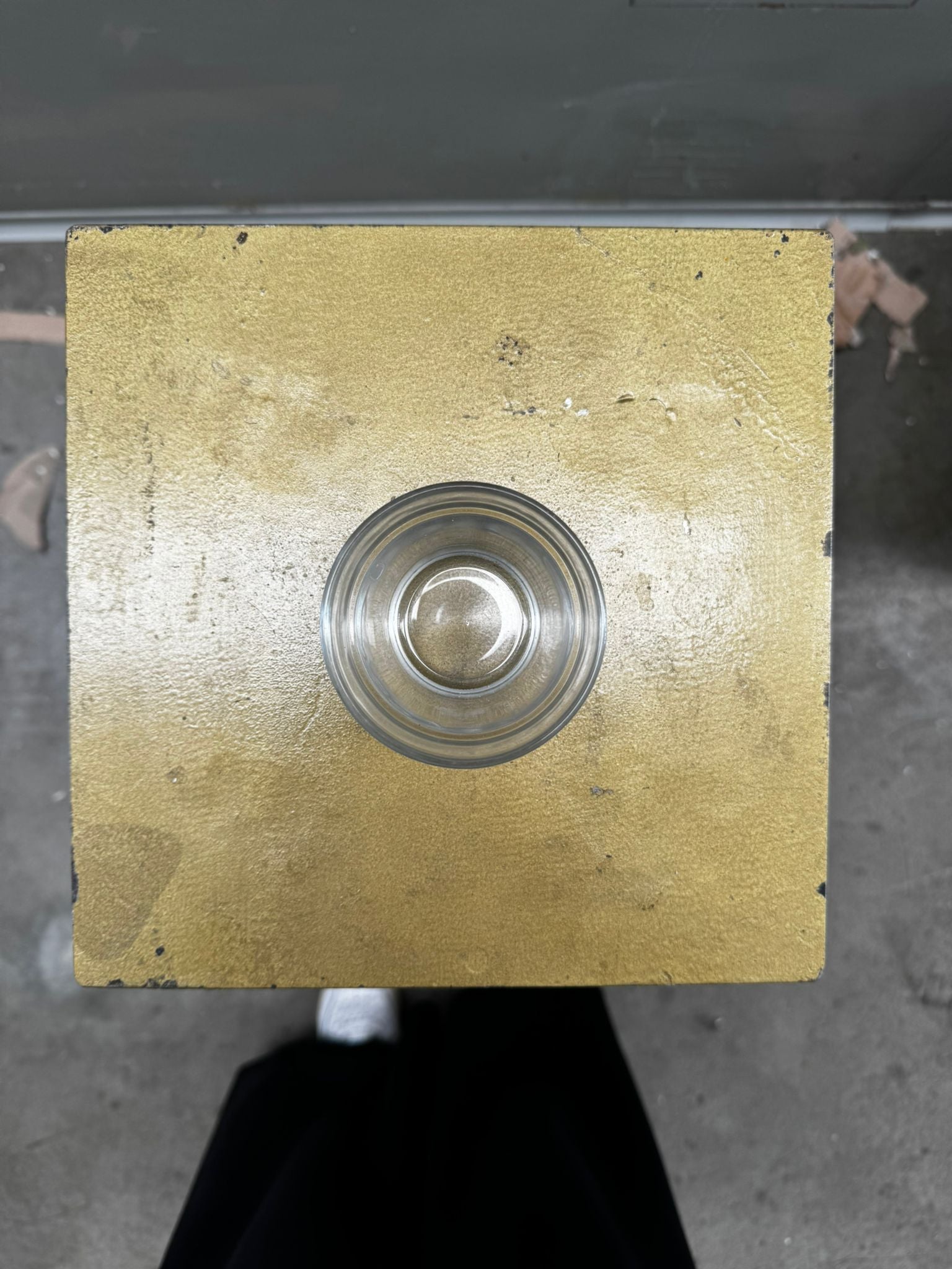 A - bicchiere in vetro - usato