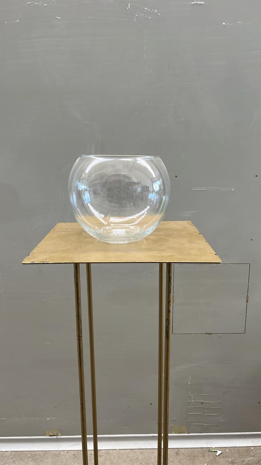 E - Vasetto sfera in vetro trasparente – H 12,5  D 15,5 cm - usato