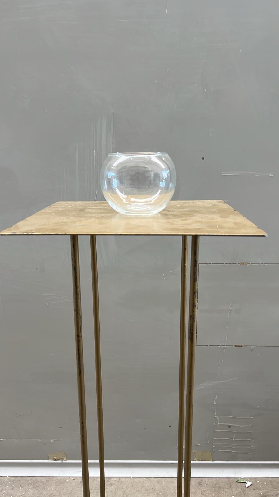 F - Vasetto sfera  in vetro trasparente – H7 cm D9.5cm – usato