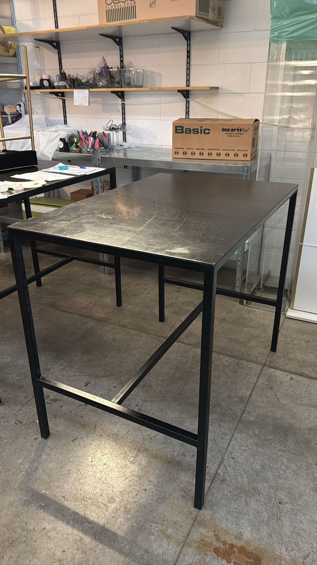 Tavolo Bancone in Ferro - usato