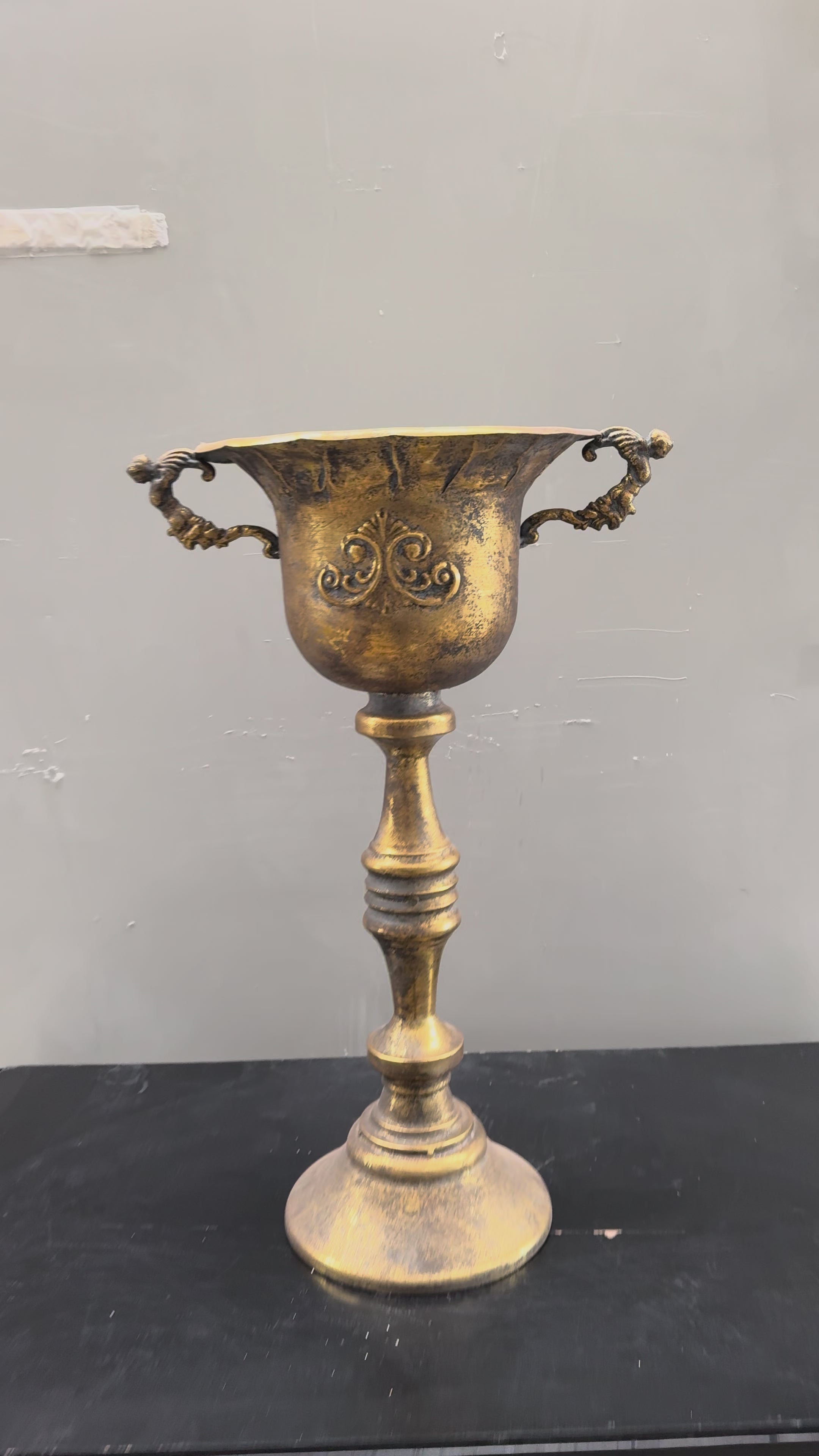 Coppa decorativa gigante oro – H70 cm D33 cm – stile elegante classico - Usato